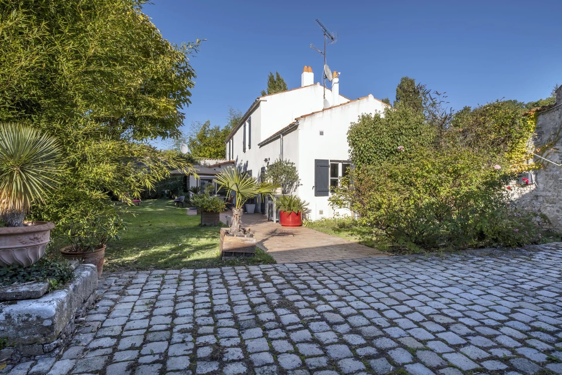 Vente Belle maison familiale avec jardin à La Rochelle