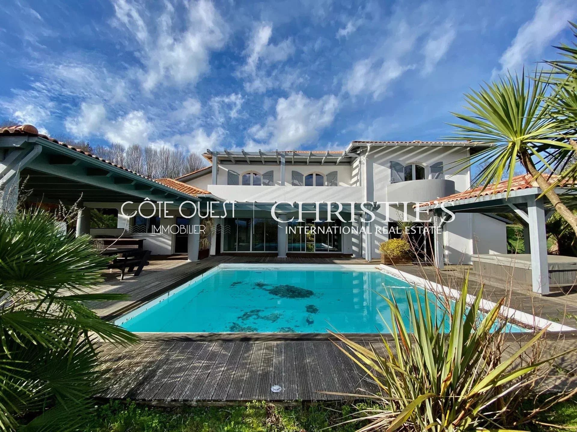 À VENDRE SAINT-JEAN-DE-LUZ - VILLA VUE MONTAGNES