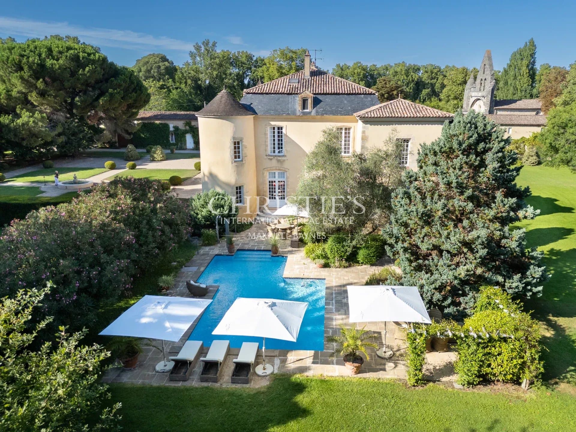 A truly magnificent 16th-century château showcasing timeless elegance and historic charm