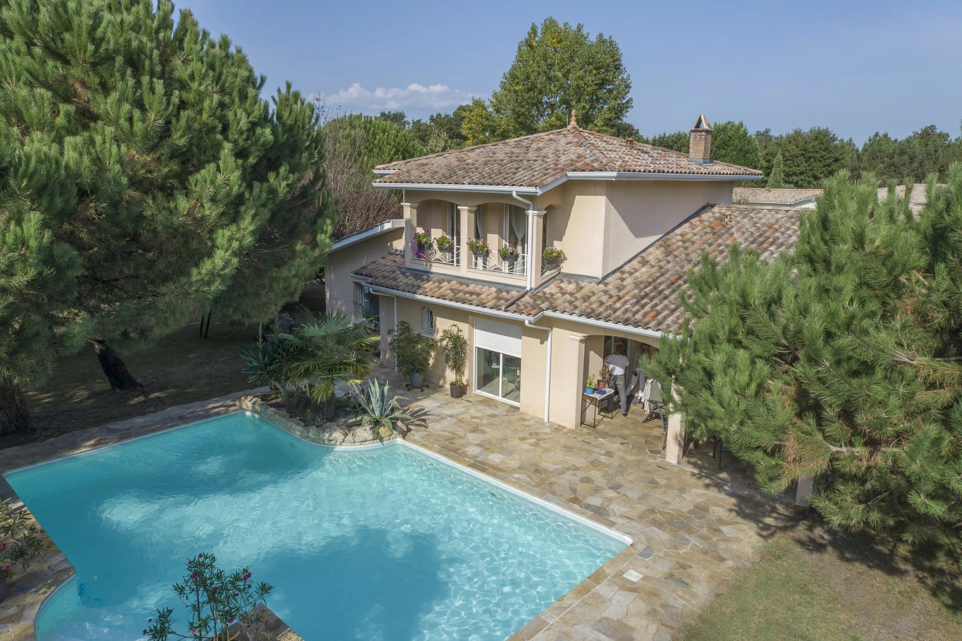 Saint Jean d'Illac : Belle villa Provençale avec piscine