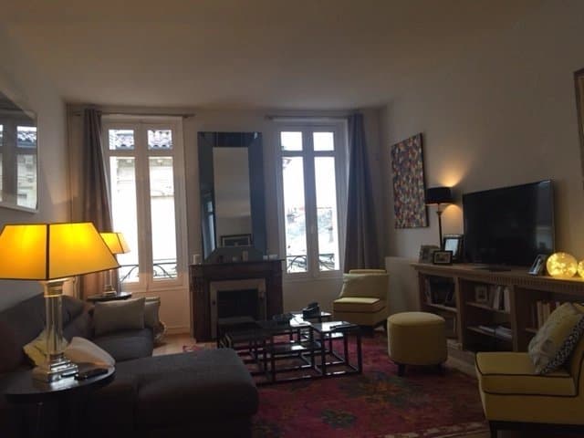 Bordeaux - Nice 100 m² apartment in the Jardin Public