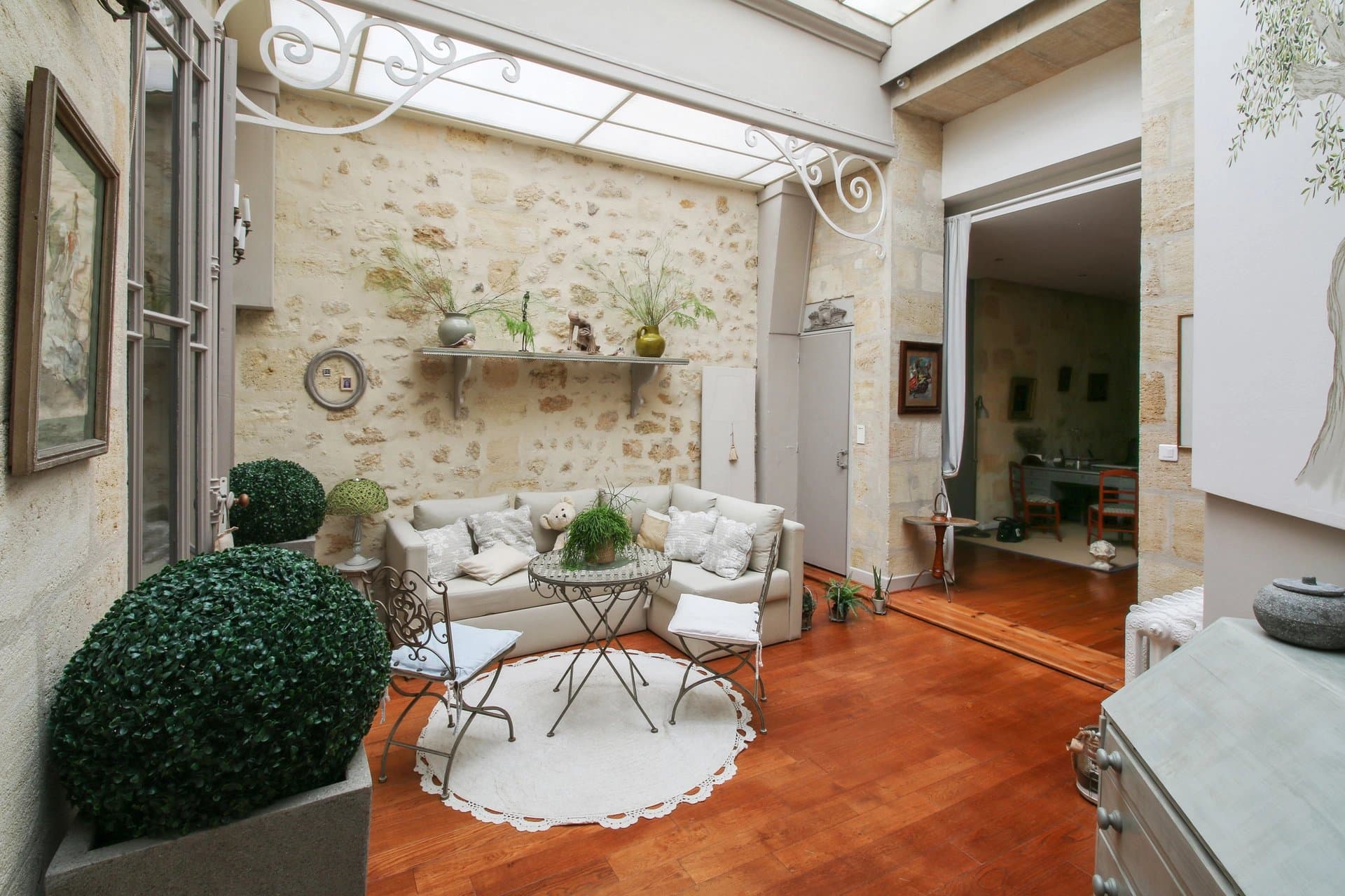 Bordeaux - Triangle d'or - Bel appartement ancien rénové