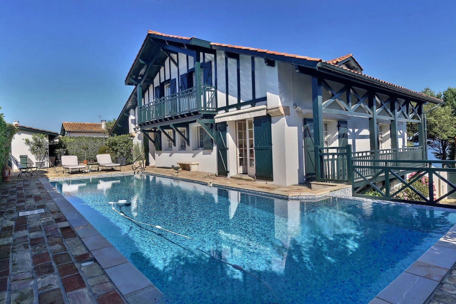 A VENDRE SAINT JEAN DE LUZ MAISON VUE MER