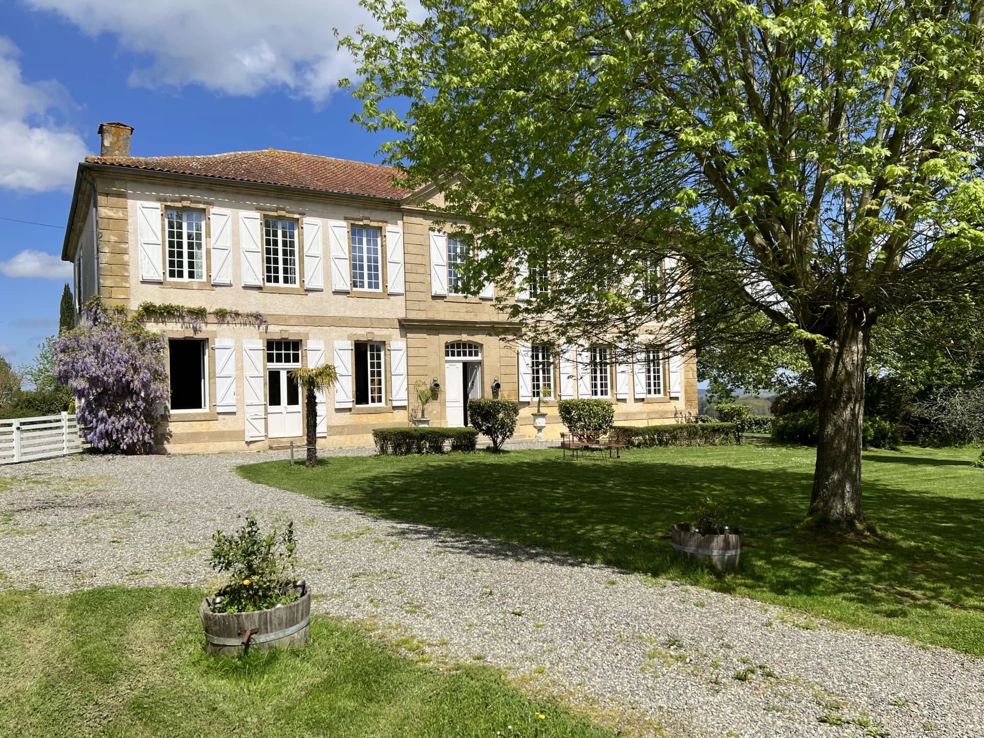 Vente Superbe château de campagne de 1,5 hectare - Toulouse 1hr 15 mins