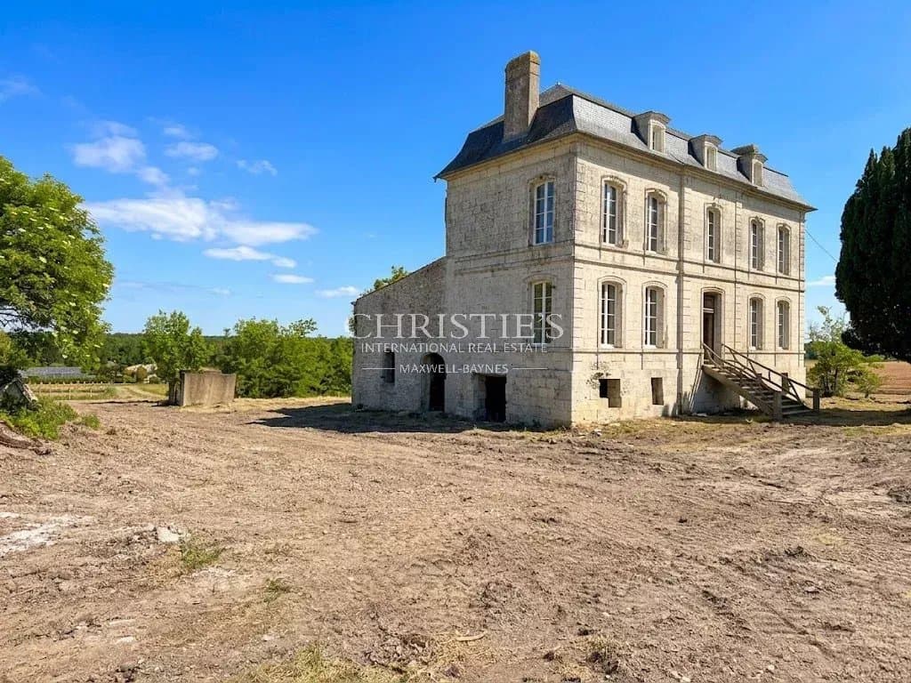 Rare : Maison de Maître, immense grange et 1,1 hectare de terrain
