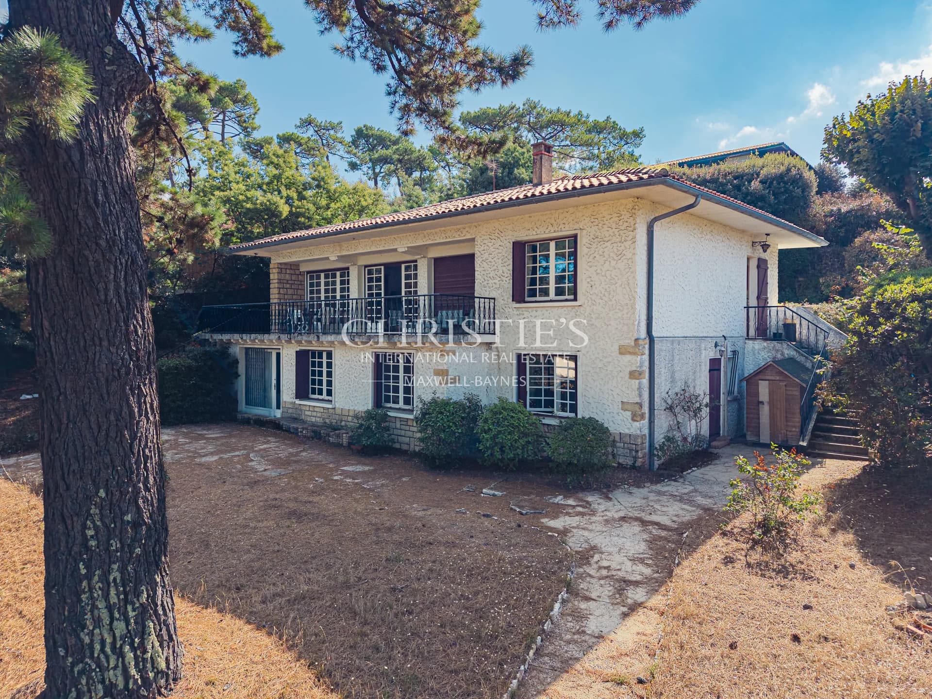 Pyla sur Mer- Family house with pool