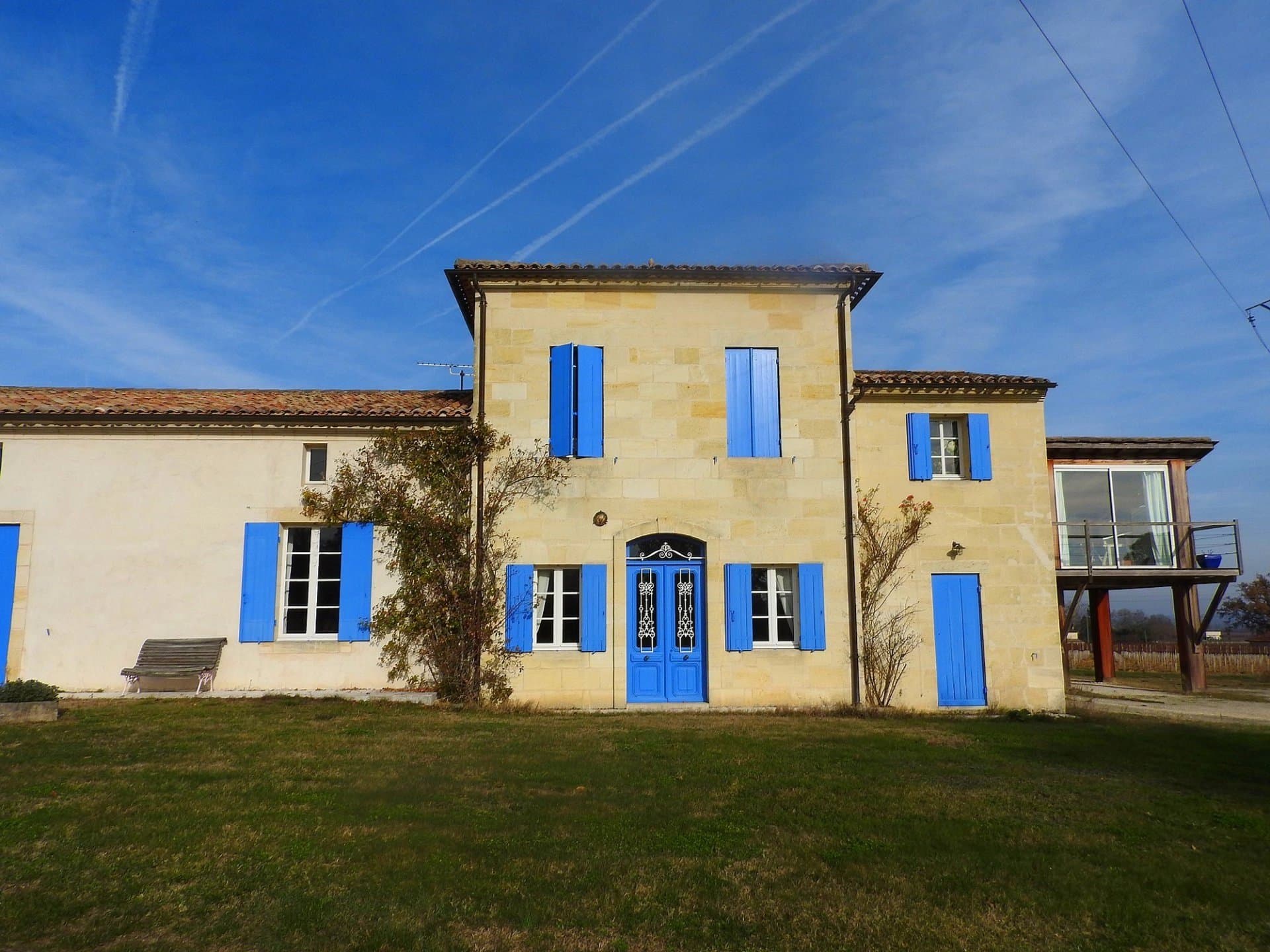 Fully renovated property with 4 bedrooms