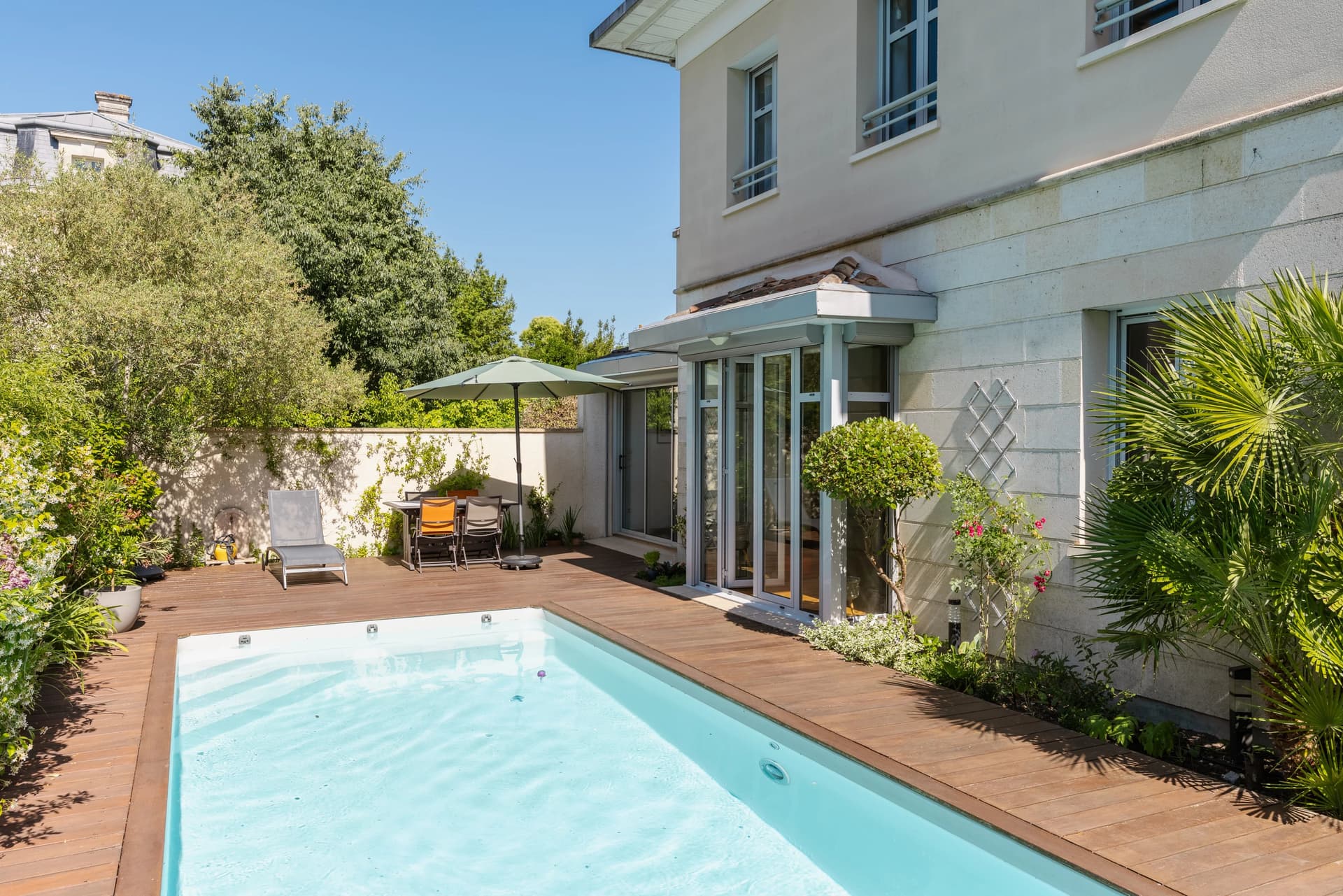 Family house - Parc Bordelais - 5 bedrooms - garage - parking