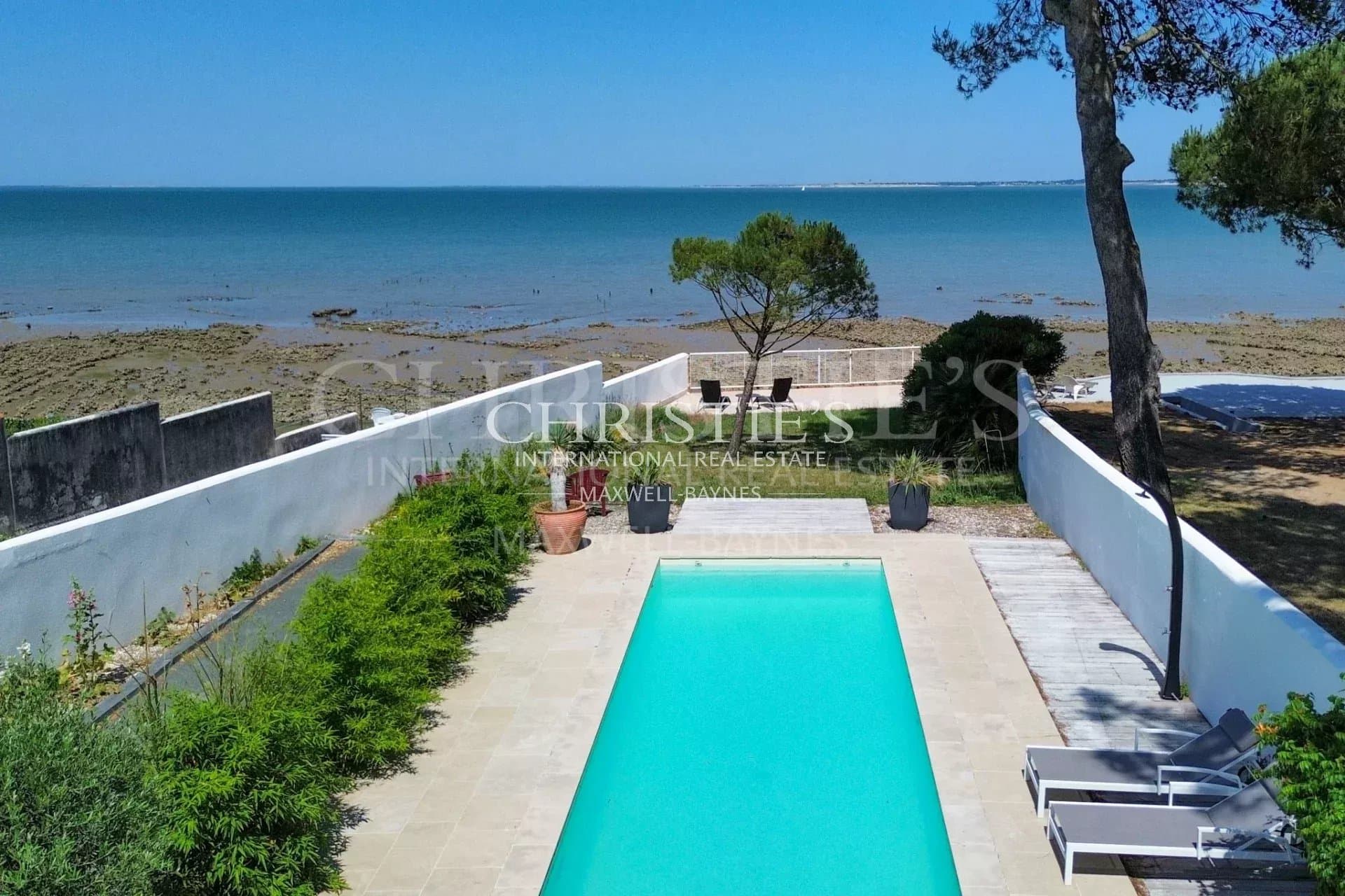 Sea view villa - la Flotte