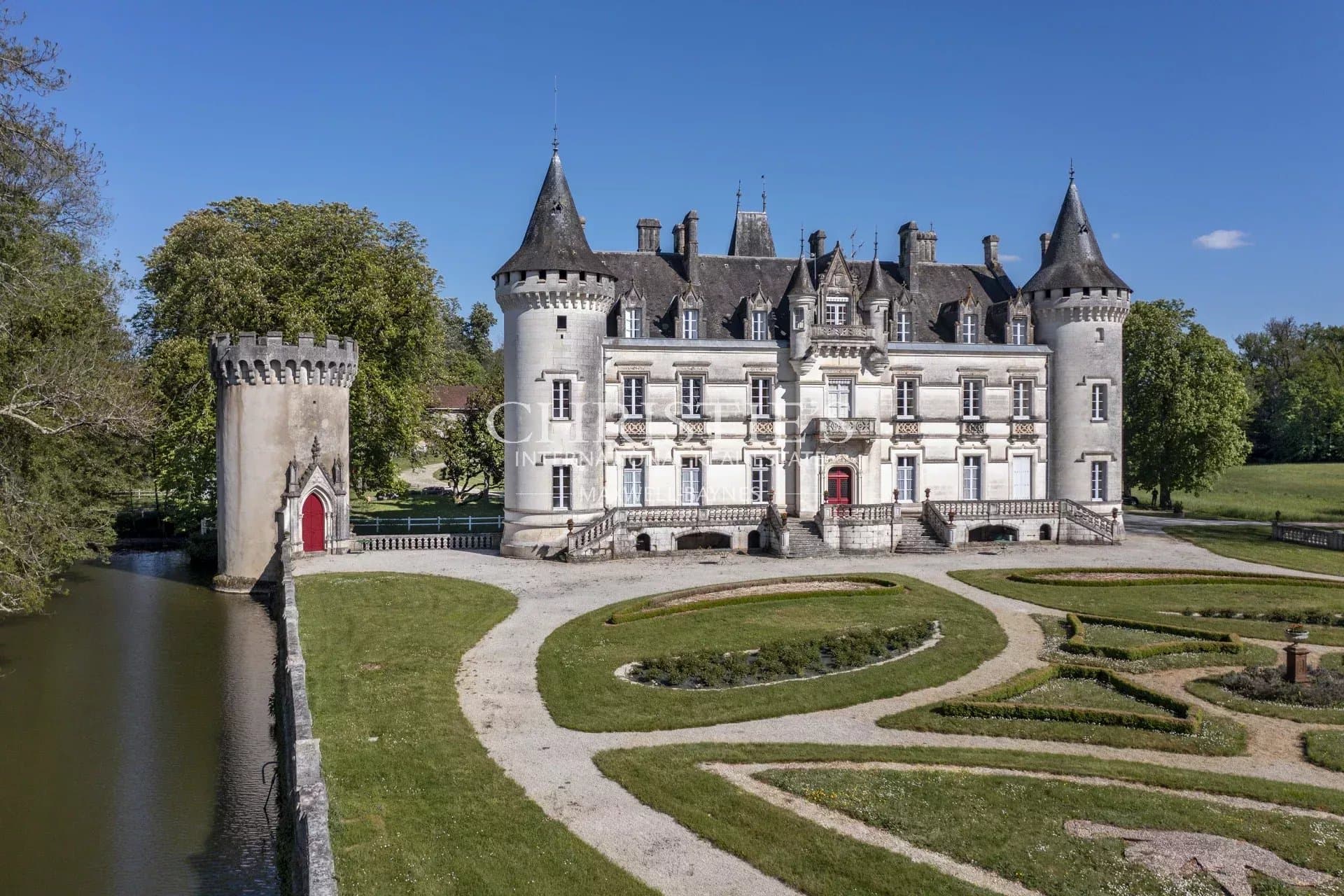 Exceptionnelle propriété en Charente