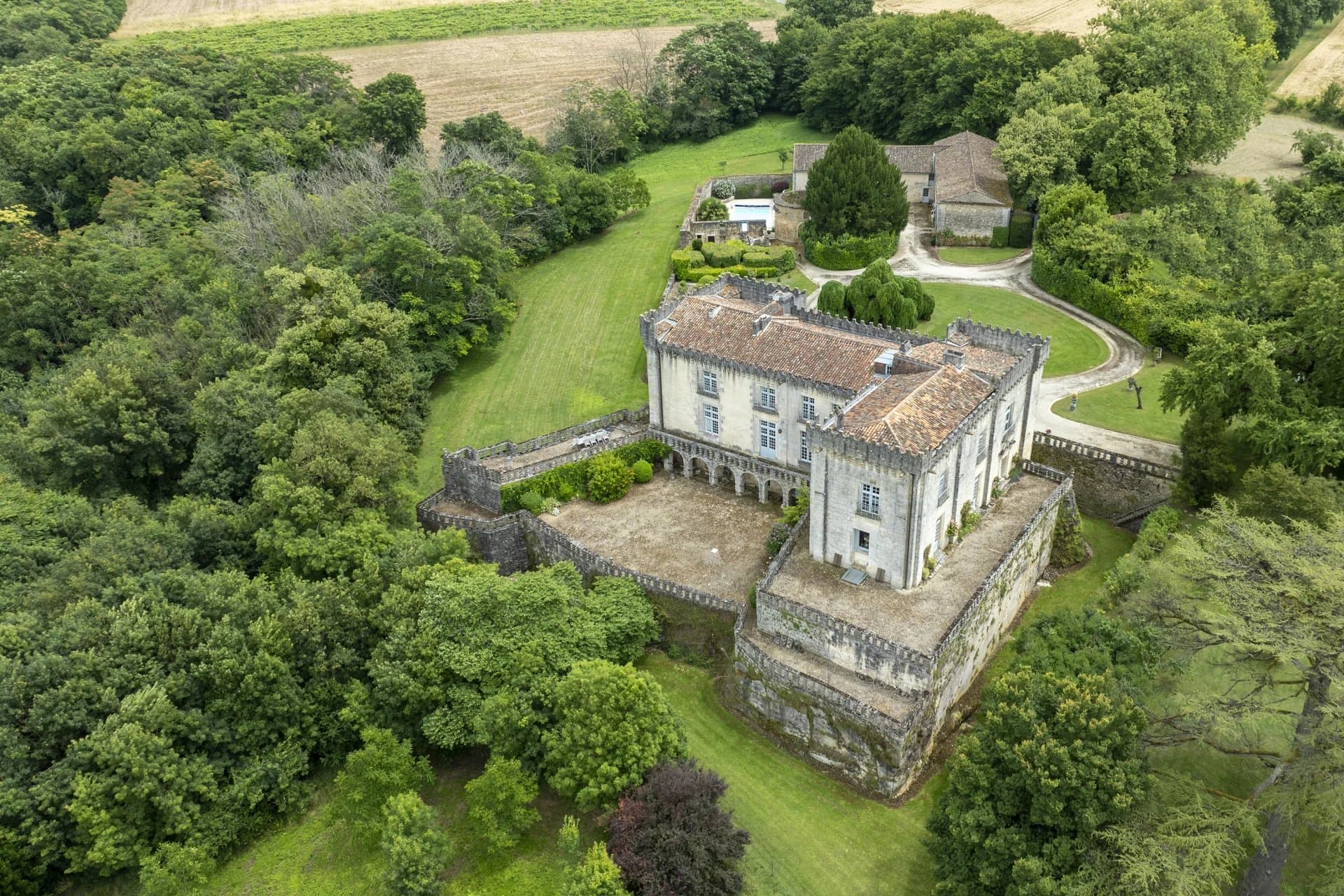 Splendid Renaissance Chateau with its park near Angoulême