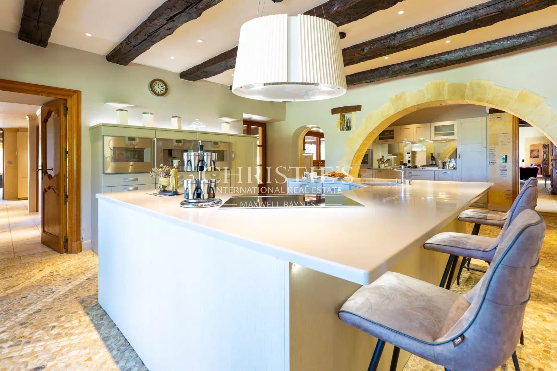 Stunning Dordogne Chateau with pool, tennis, stables